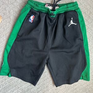 Boy’s Celtics NBA shorts size M